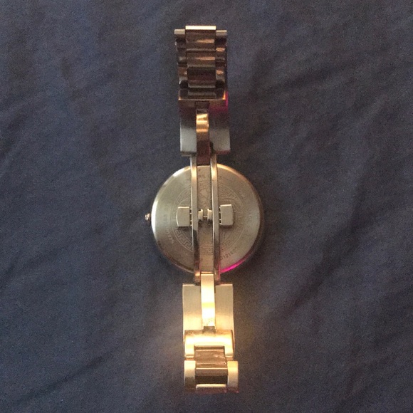 Versace Watch - Picture 5 of 7